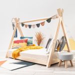 Pat copii Montessori, Little Amy, Tipi House